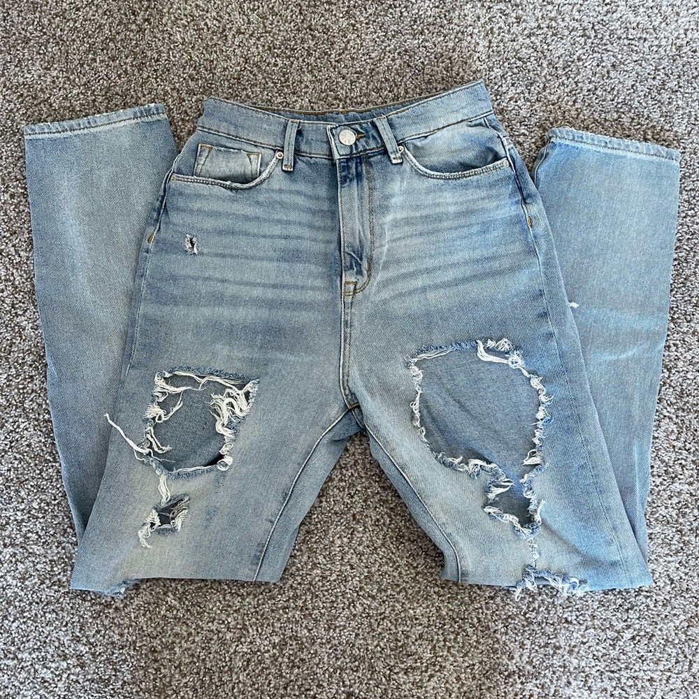 Urban Outfitters • BDG High Wasted Mom Destroyed Jean • Size 26w • Light wash